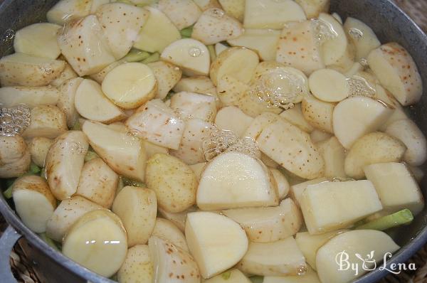 Moldovan Creamy Potatoes and Beans - Step 2