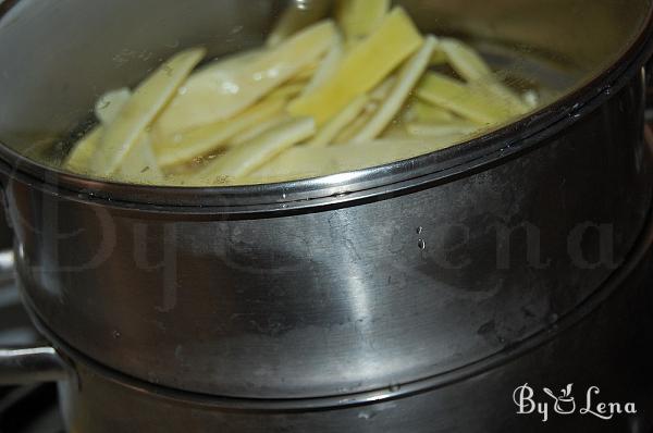 Sauteed Wax Beans with Garlic - Step 2