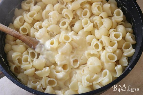 Easy Mac and Cheese Pasta - Step 12