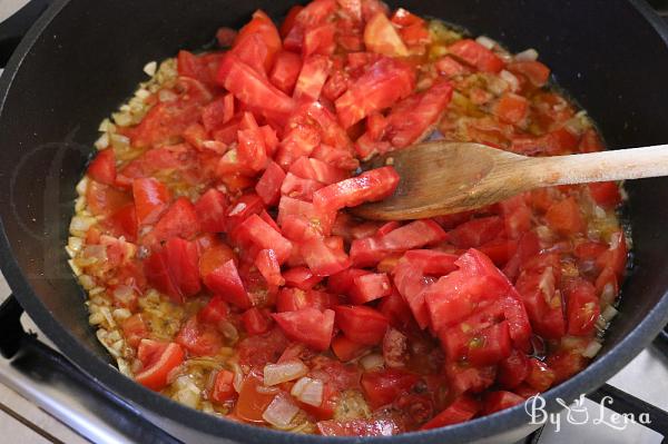 One Pot Creamy Tomato Tuna Pasta - Step 4