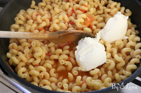 One Pot Creamy Tomato Tuna Pasta - Step 9