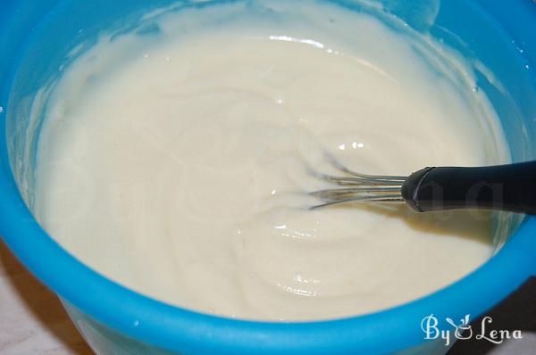 Berry Pavlova - Step 7