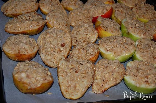 Baked Pears and Apples with Delectable Crumble Topping - Step 7