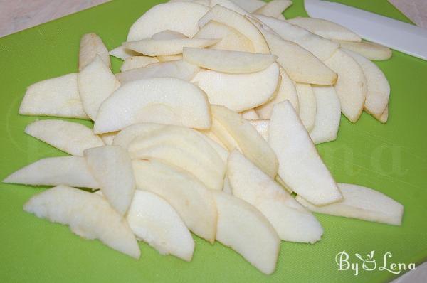 Apple Pizza with Vanilla Cream - Step 4