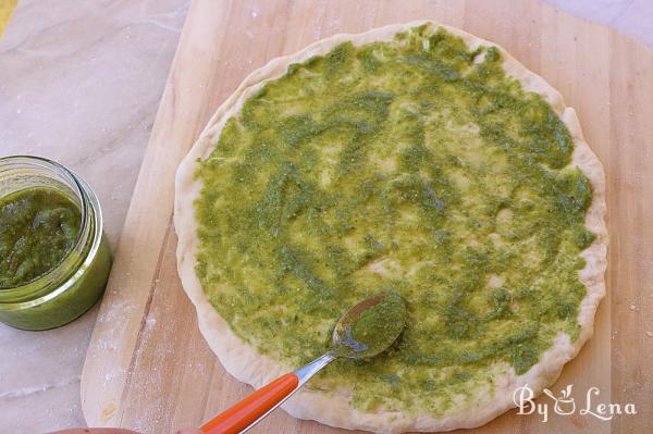 Easy Chicken Pesto Pizza - Step 4