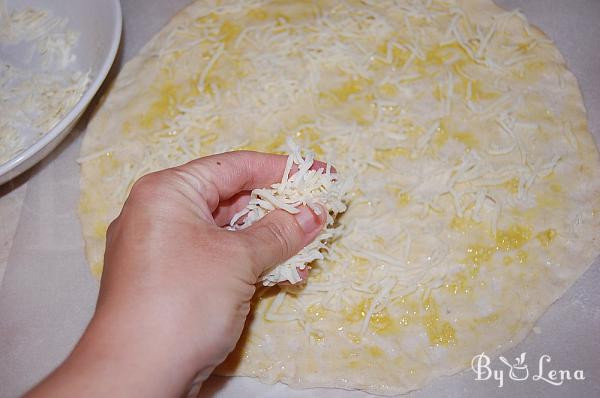 Spinach and Cheeses Pizza Recipe  - Step 2