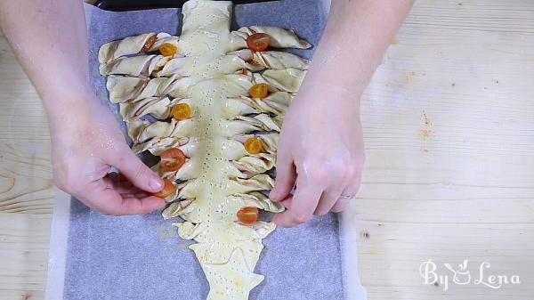 Savory Puff Pastry Christmas Tree - Step 16