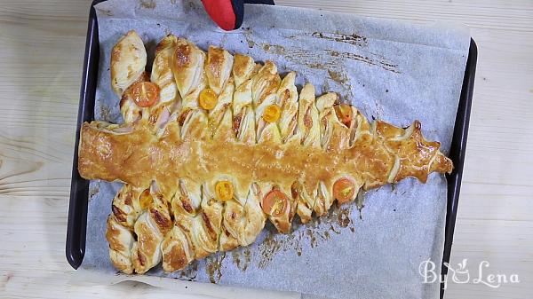 Savory Puff Pastry Christmas Tree - Step 17