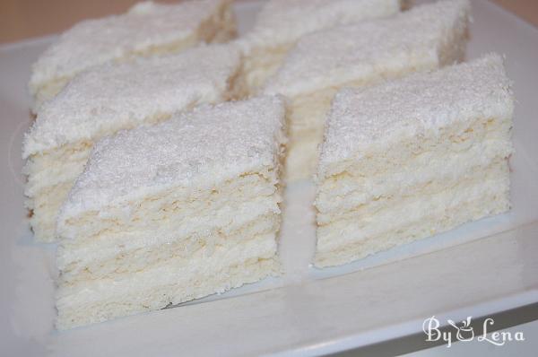 Easy Vanilla Cake