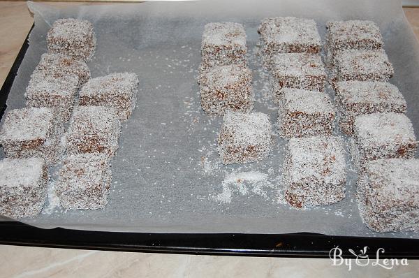 Lamingtons Recipe - Step 19