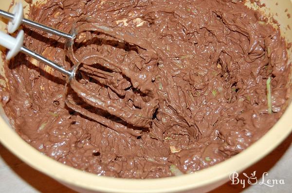 Chocolate Zucchini Upside-Down Cheese Cake - Step 8