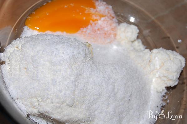 Chocolate Cake with Coconut Balls - Step 1