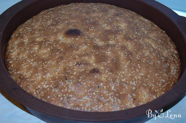 Easy Pumpkin and Walnut Cake - Step 8