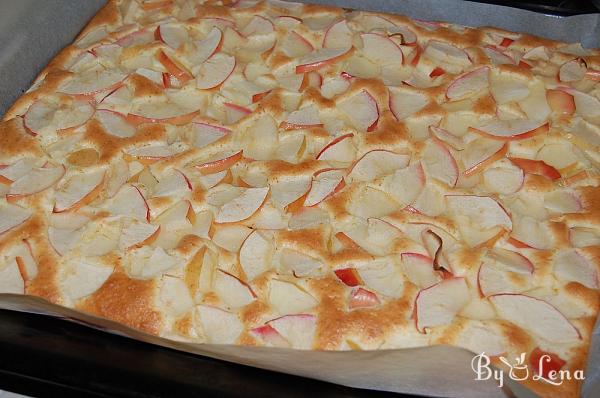 Easy Apple Meringue Cake - Step 9