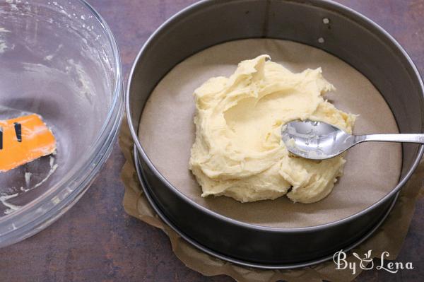 Simple Easter Egg Cake - Step 5