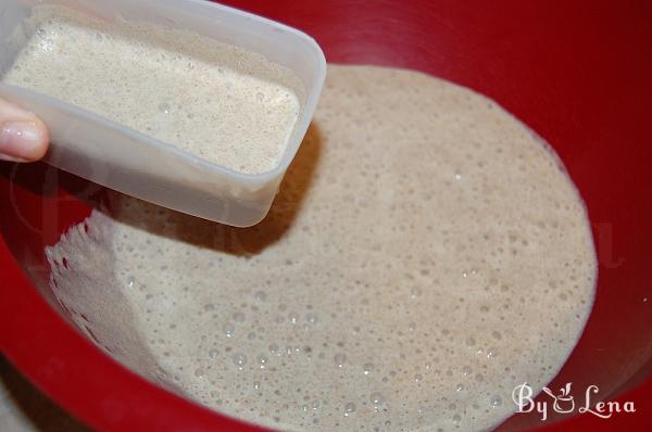 Refreshing A Sourdough Starter (2)