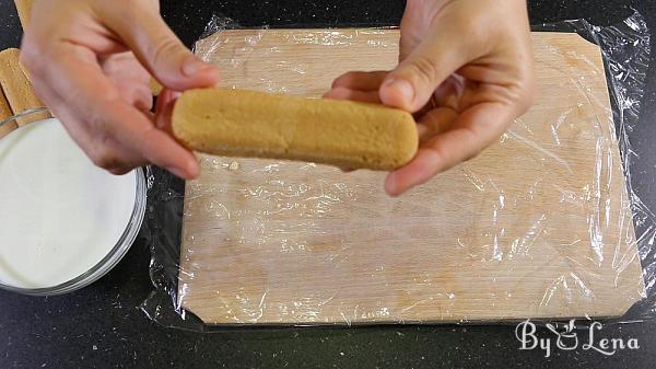 Easy Banana Roll - Step 1