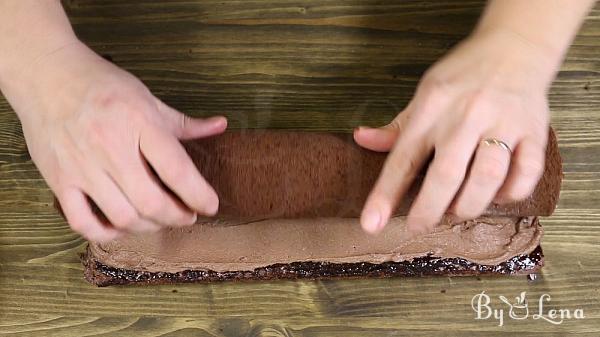 Chocolate Cake Roll - Step 16