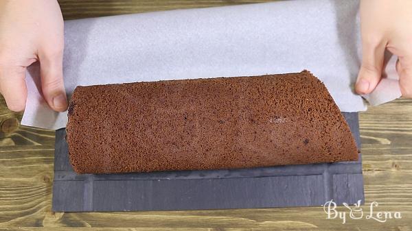 Chocolate Cake Roll - Step 19