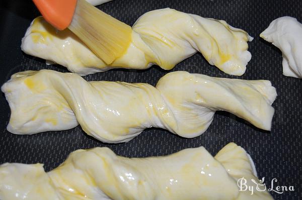 Cheese and Ham Puff Pastry Twists - Step 6