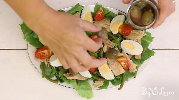 Nicoise Salad - with Tuna and Vegetables - Step 10