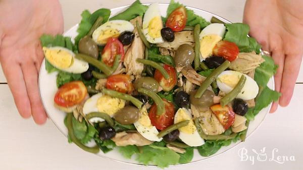 Nicoise Salad - with Tuna and Vegetables - Step 12