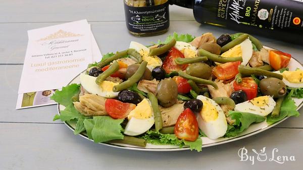 Nicoise Salad - with Tuna and Vegetables