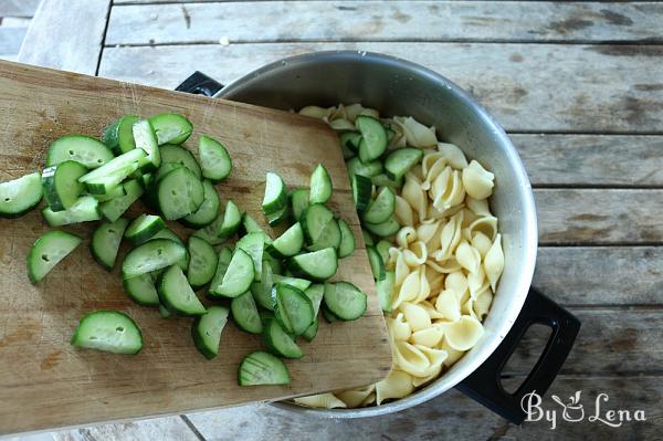 Greek Pasta Salad with Yogurt - Step 4