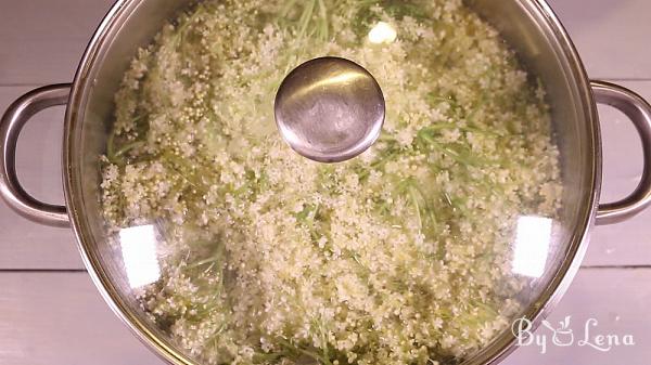 Homemade Elderflower Syrup - Step 7