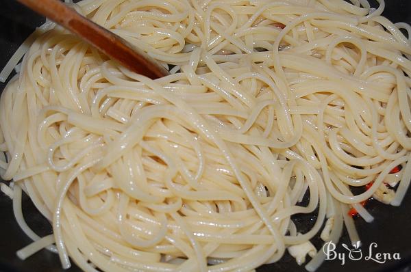 Pasta Aglio, Olio e Peperoncino - Step 5
