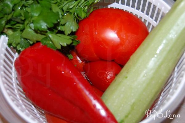 Raw Tomato Soup - Step 1