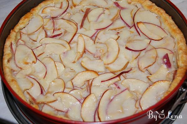 Sour Cream Apple Pie - Step 12