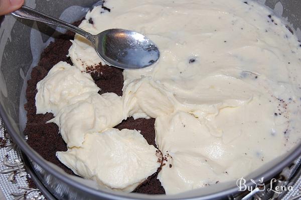 No-Bake Oreo Cake - Step 16