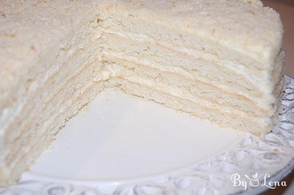 Russian Sour Cream Cake - Smetannik