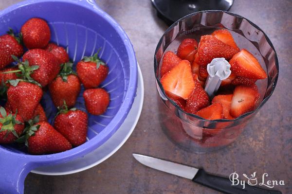 Strawberry Cake - Step 1