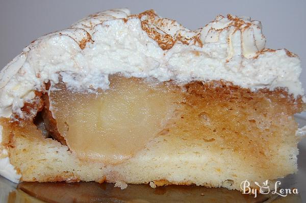 Caramel Apple Upside Down Cake