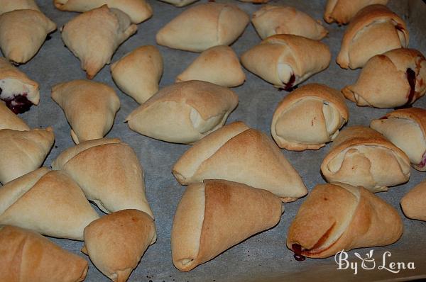 Moldovan Cherry Turnovers - Step 8