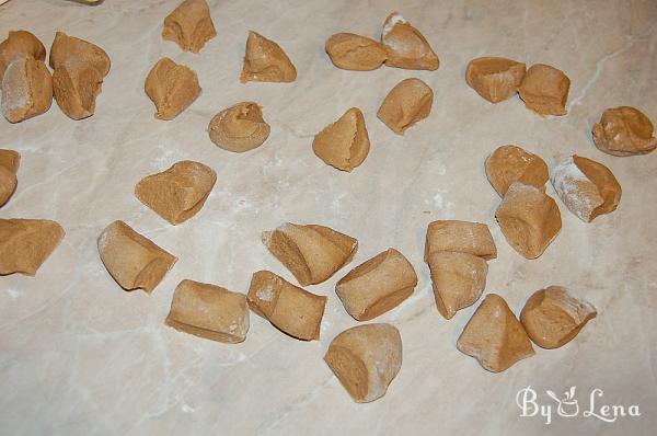 Delicious Homemade Gingerbread - Step 10