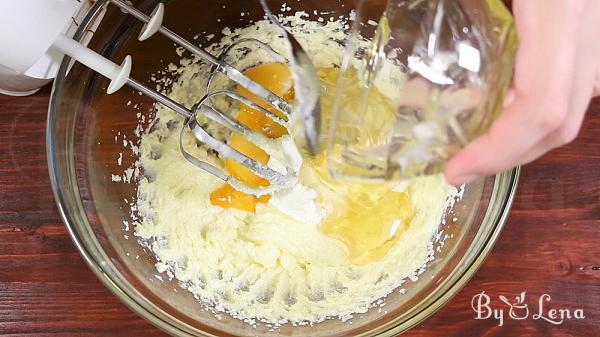 Easy Gingerbread Traybake - Step 7