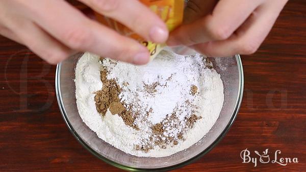 Easy Gingerbread Traybake - Step 8