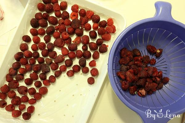 How to Freeze Berries - Step 4