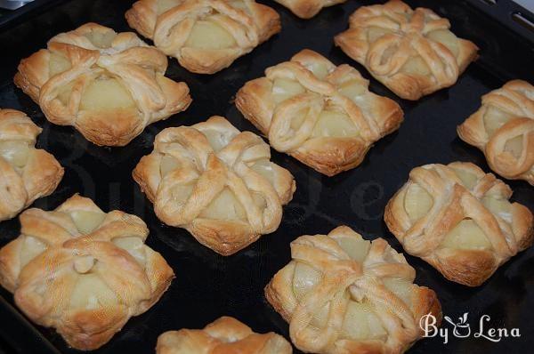 Pineapple Puff Pastry - Step 8