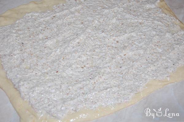 Romanian Wallnut Sweet Bread - Step 17