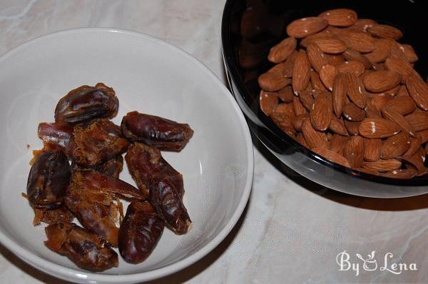 Homemade Raw Almond Milk - Step 1