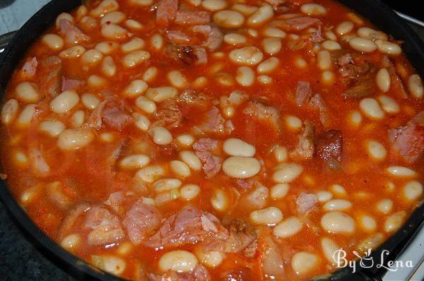 White beens and Smoked Ham Hocks Stew - Step 11