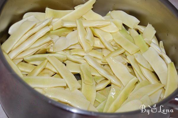 Yellow Wax Beans with Potatoes and Garlic - Step 2