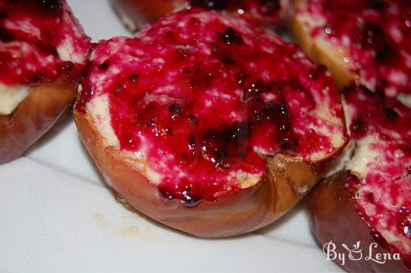 Baked Apples with Cottage Cheese