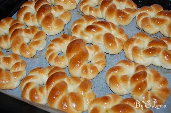 Romanian Sweet Bread - Mucenici - Step 16