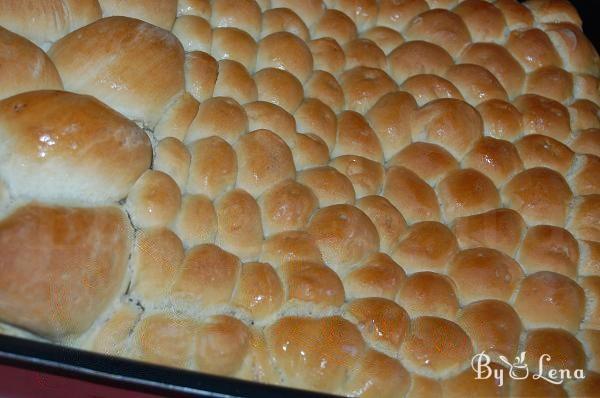 Onion and Garlic Pull Apart Bread - Balabushki - Step 7