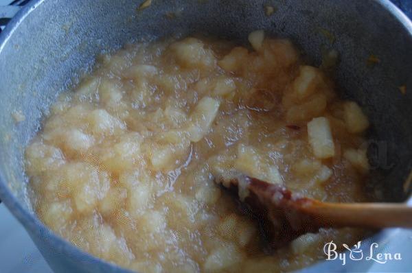 Apples Yeast Pies - Step 2